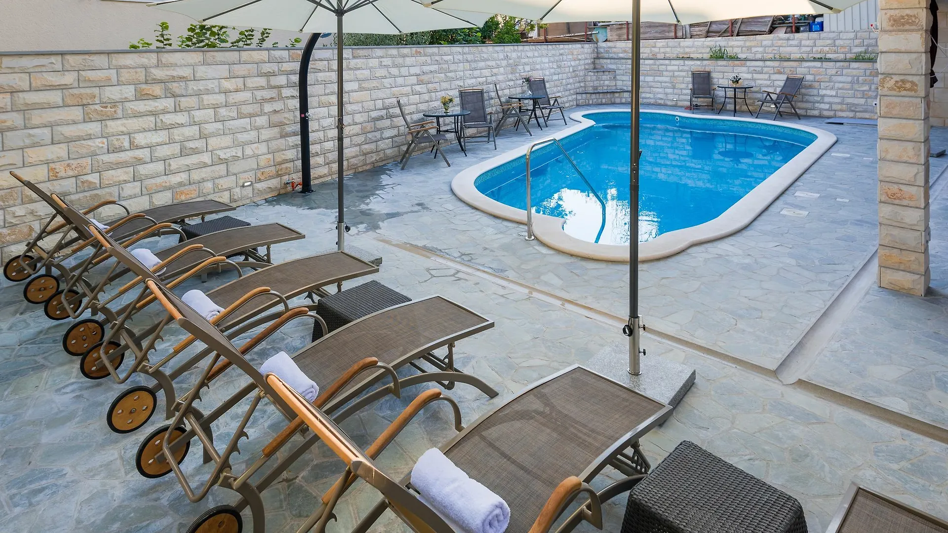 Apartments Zuvela Split