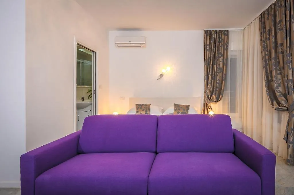 Apartments Zuvela Split
