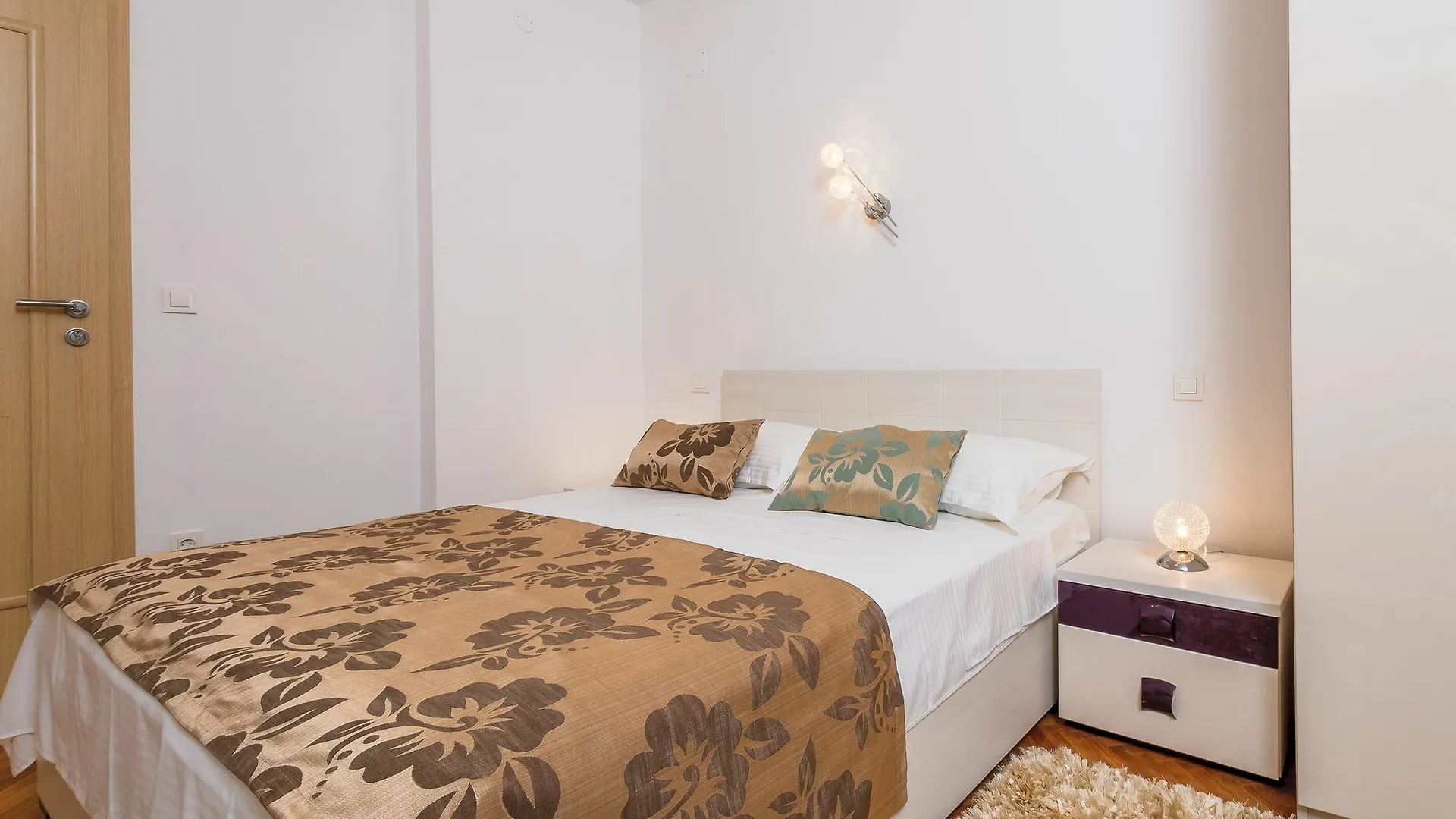 Apartments Zuvela Split